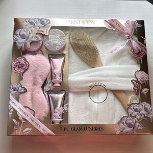 Paris Hilton 7 Piece Glam Luxuries gift set, NIB.